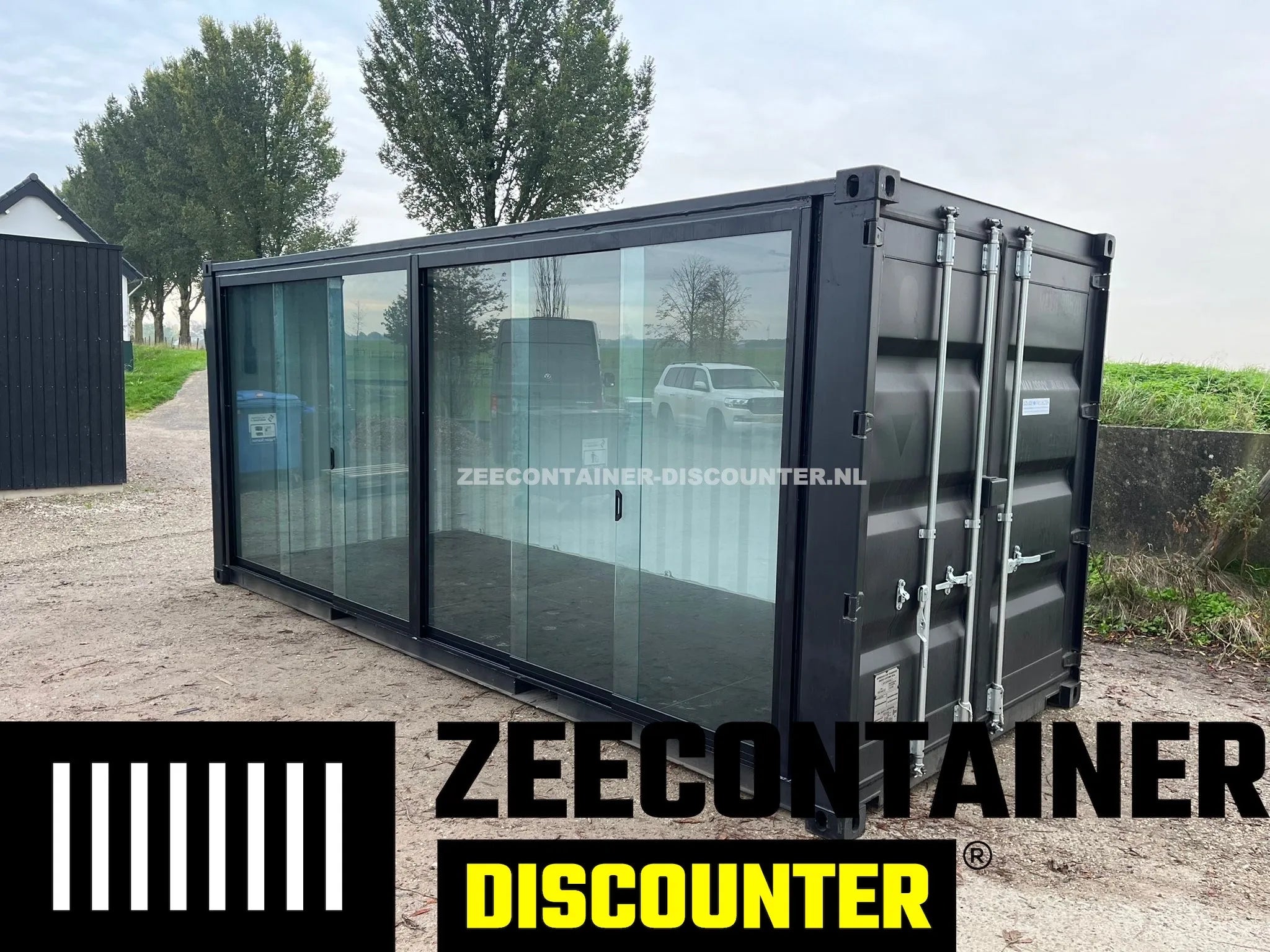 20ft Container met Glazen Schuifpui – Bar of Showroom Maatwerk Zeecontainer Discounter