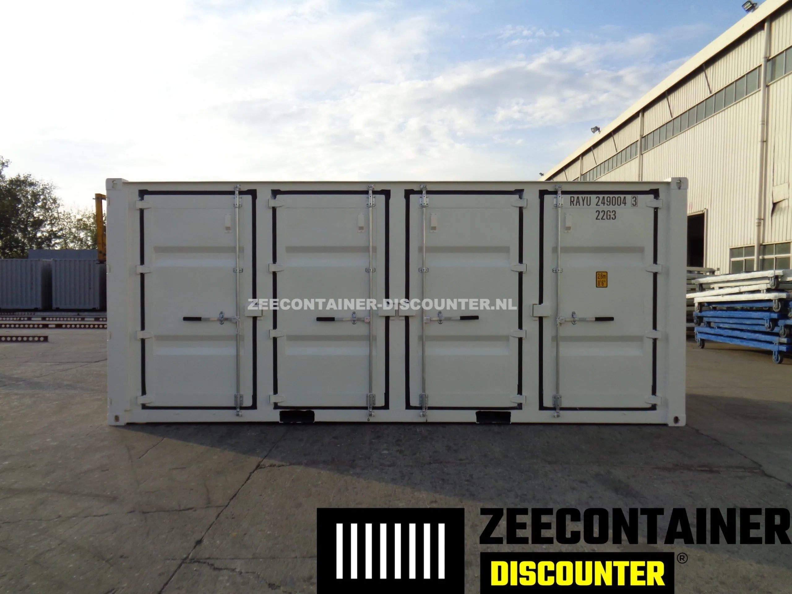 20ft Zeecontainer met 4 Zijdeuren – RAL 9010 Zwart – Nieuw (CSC) - Zeecontainer Discounter