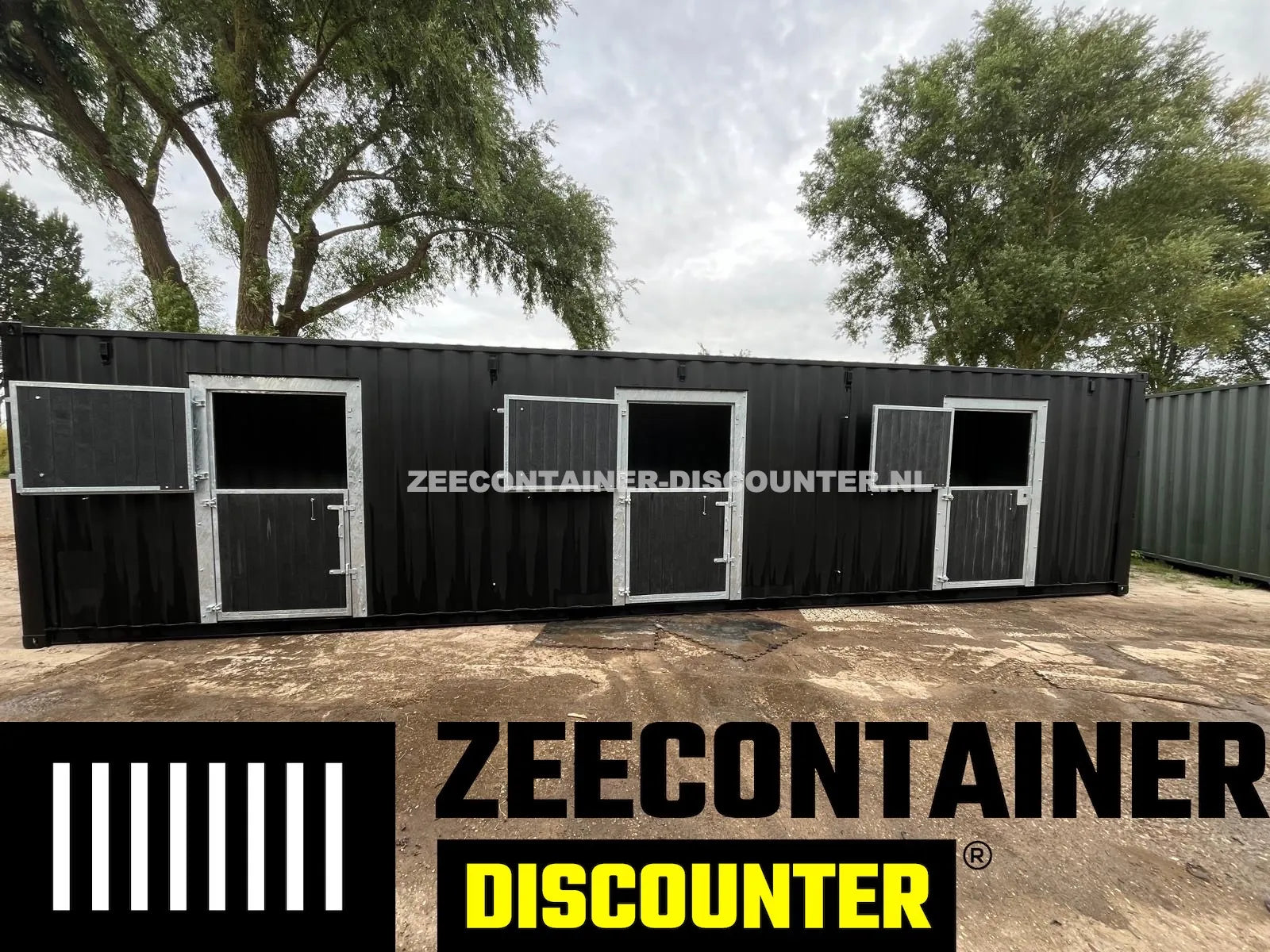 40ft High-Cube Stalcontainer met 3 Stallen – RAL 7016 – Nieuw Zeecontainer Discounter