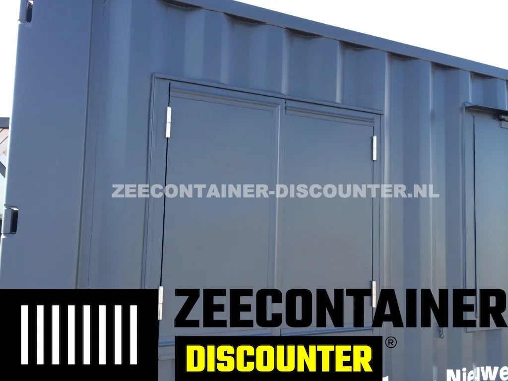 Modificatie: Raam in containerwand Plaatsen Zeecontainer Discounter