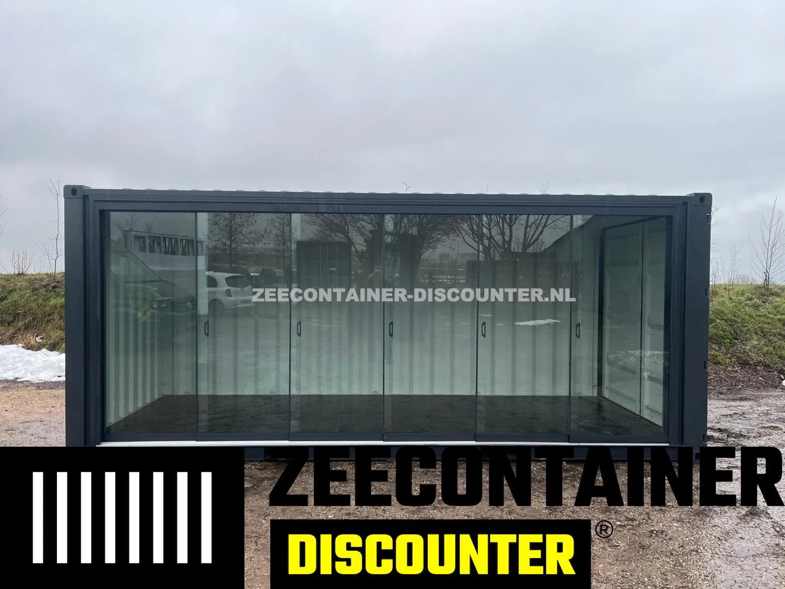 20ft Zeecontainer met Glazen Schuifpui Zonder Middenstaander – Premium Uitvoering Zeecontainer Discounter