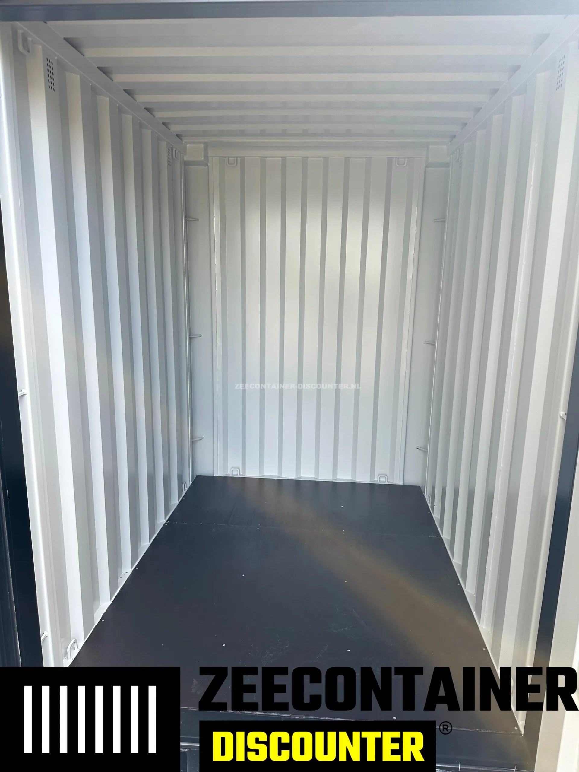 5ft opslagcontainer 1530kg Draagvermogen – RAL 9005 Gitzwart – Nieuw - Zeecontainer Discounter