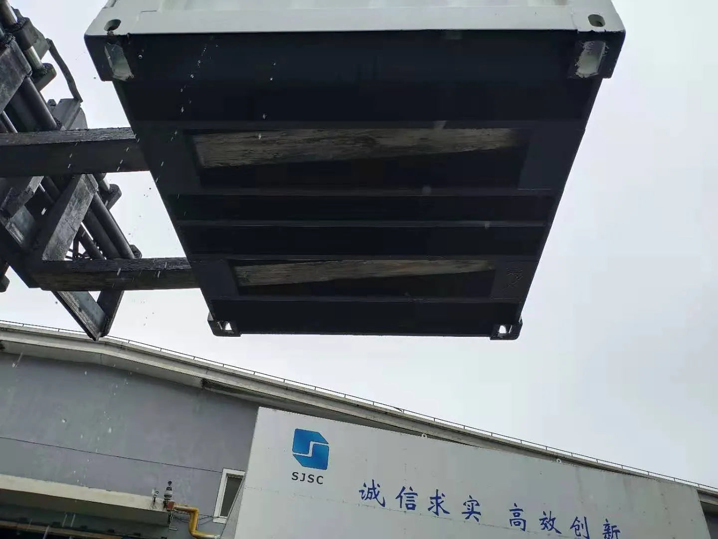 6ft Opslagcontainer in Cortenstaal – RAL 9010 Wit – Nieuw - Zeecontainer Discounter