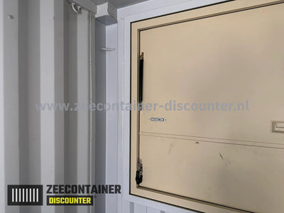 Plaatsen Uitgifte Luik in Container - Met Geïntegreerd Barblad | BoxMod Zeecontainer Discounter