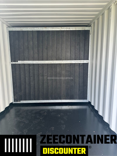 Modificatie: Extra Gesloten Tussenwand Paardenstal 2,35 x 2,00 m Zeecontainer Discounter
