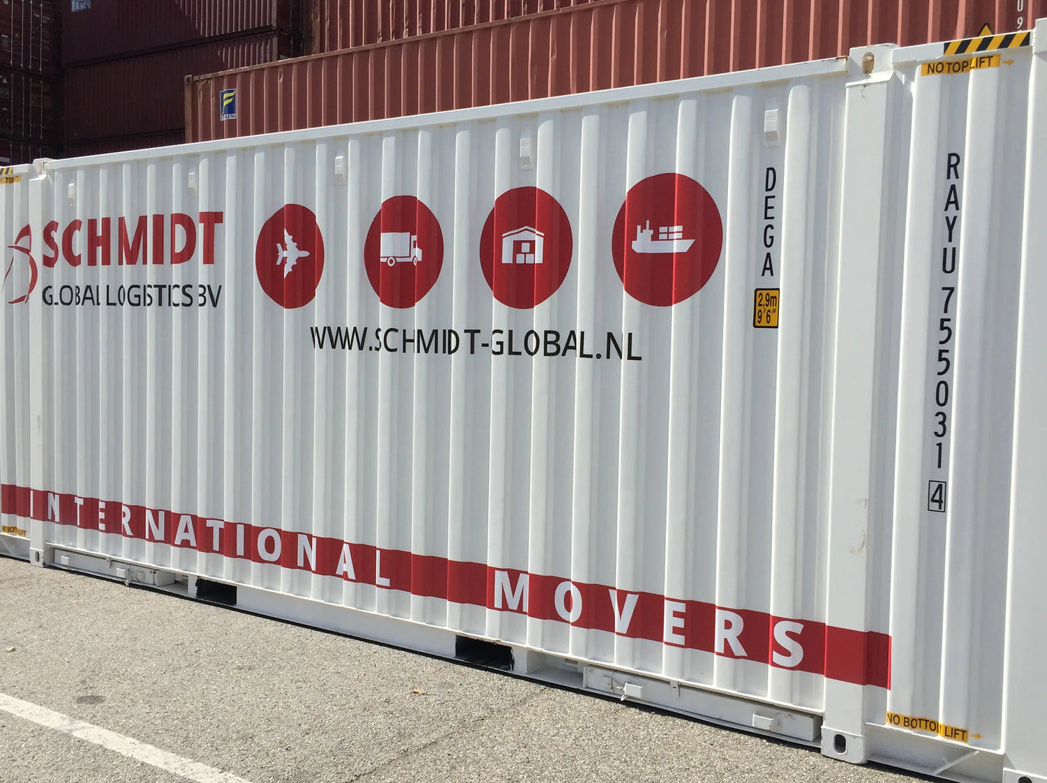 Verhuiscontainer voor opslag van meubels en verhuisgoederen